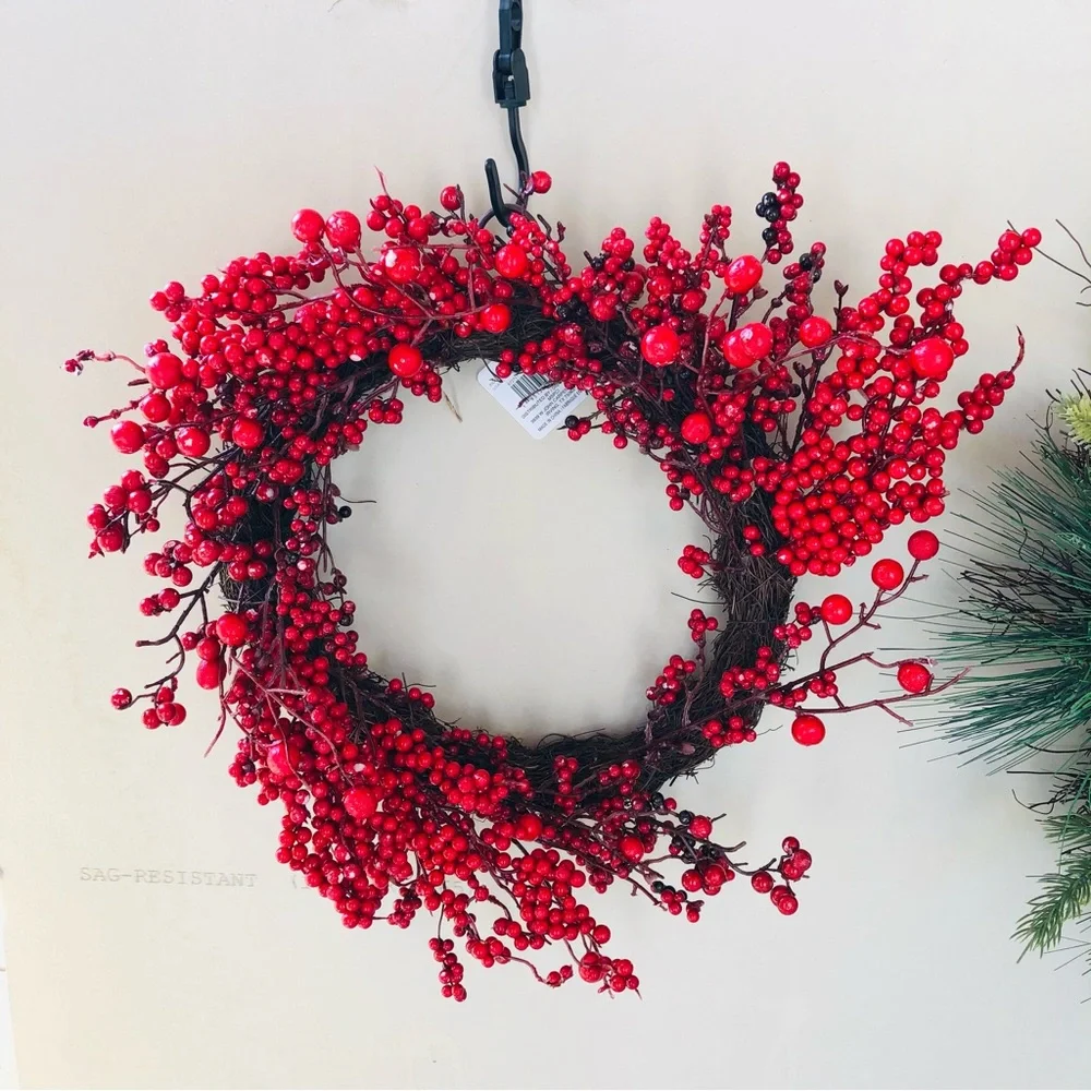 Christmas Red Berry Wreath